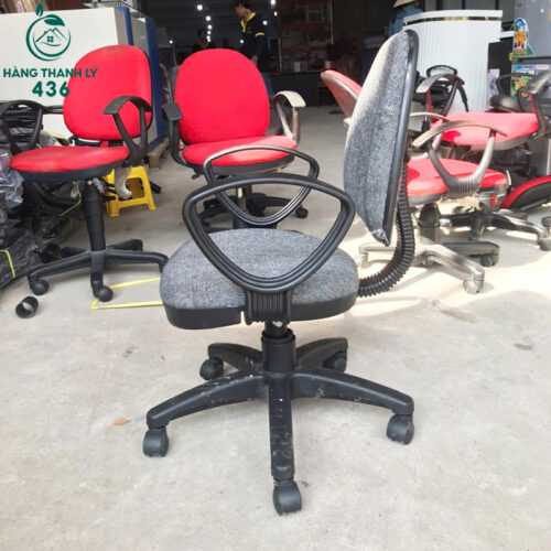 ghe xoay van phong cu mau xam den gia re 1 1