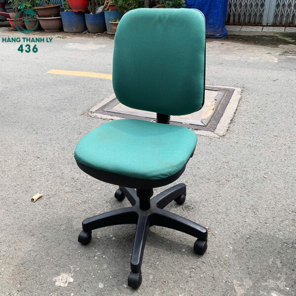 ghe-xoay-van-phong-cu-mau-xanh-ngoc-thiet-ke-khong-tay-vin (2) ghe xoay van phong cu mau xanh ngoc thiet ke khong tay vin 2
