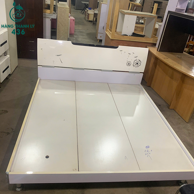 Giường Cũ 2MX1M8 Thiết Kế Phẳng Lớn Hộc Kéo Đựng Đồ Tiện Lợi giuong-cu-2mx1m8-thiet-ke-phang-lon-hoc-keo-dung-do-tien-loi-3 Giường Cũ 2MX1M8 Thiết Kế Phẳng Lớn Hộc Kéo Đựng Đồ Tiện Lợi