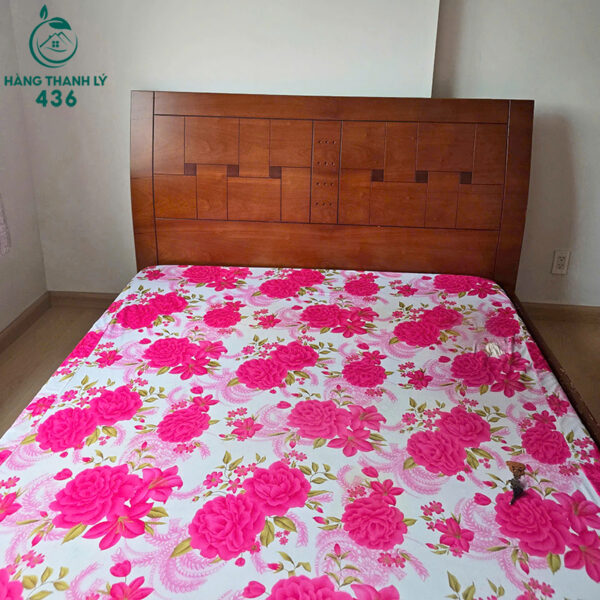 giuong-ngu-cu-go-dau-giuong-cham-khac-hien-dai giuong ngu cu go dau giuong cham khac hien dai