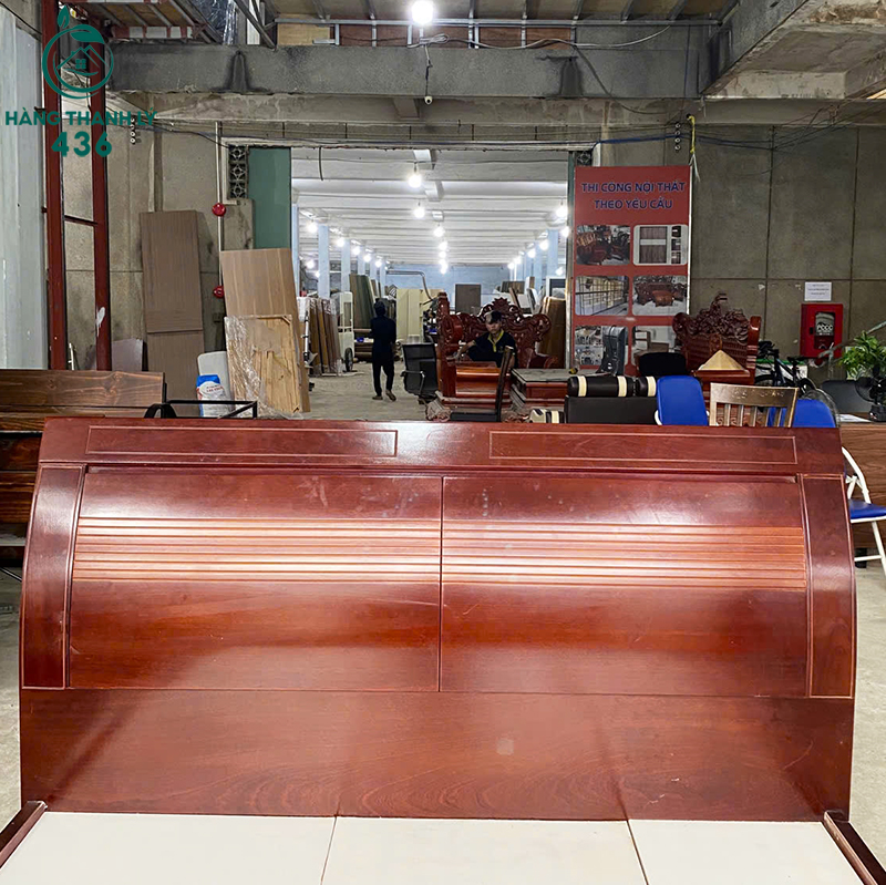 giuong-ngu-cu-mau-do-dam-1m6x2m-dau-giuong-thiet-ke-cong-1 Giường Ngủ Cũ Màu Đỏ Đậm 1M6X2M Đầu Giường Thiết Kế Cong
