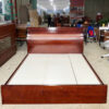 Giường Ngủ Cũ Màu Đỏ Đậm 1M6X2M Đầu Giường Thiết Kế Cong 1 giuong ngu cu mau do dam 1m6x2m dau giuong thiet ke cong 2
