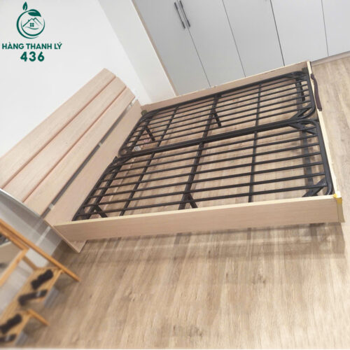 Giường Ngủ Gỗ Cũ 1M8x2M Kết Hợp Với Khung Sắt Chắc Chắn 4 giuong ngu go cu 1m8x2m ket hop voi khung sat chac chan 1