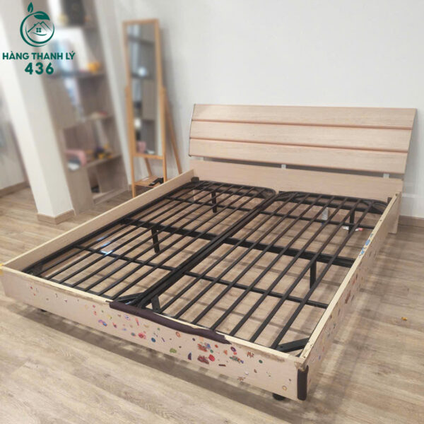 giuong-ngu-go-cu-1m8x2m-ket-hop-voi-khung-sat-chac-chan (2) giuong ngu go cu 1m8x2m ket hop voi khung sat chac chan 2