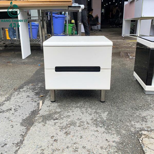 hoc tu dau giuong cu 2 ngan mau trang