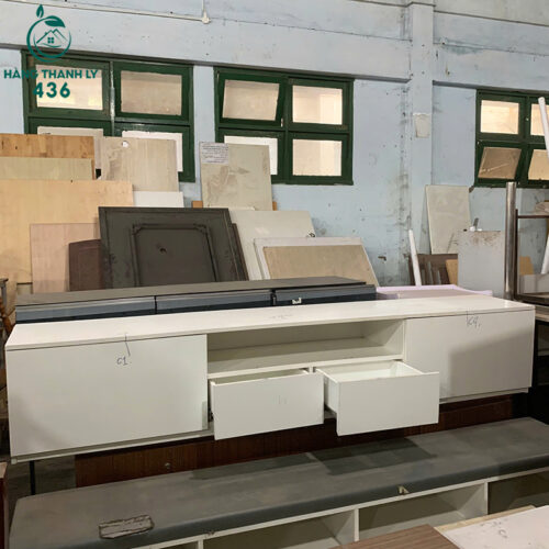 Kệ Tivi Cũ Dài 2M4X40CM Màu Trắng Bề Mặt Phẳng Dễ Dàng Vệ Sinh 4 ke tivi cu dai 2m4x40cm mau trang be mat phang de dang ve sinh 3