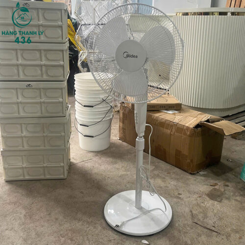 Quạt Đứng Cũ Midea Màu Trắng Chân Đế Vững Chắc 2 quat dung cu midea mau trang chan de vung chac 3