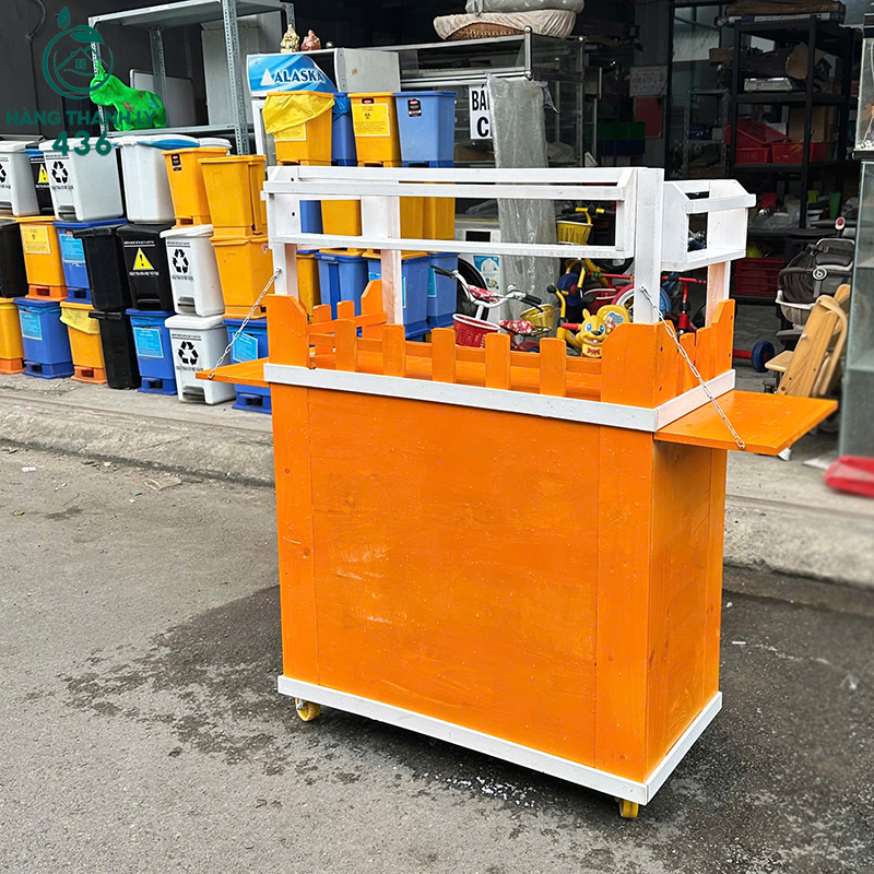 quay-ban-hang-cu-go-da-nang-tich-hop-ke-va-ngan-keo-5 Quầy Cafe Cũ Màu Cam Đa Năng Tích Hợp Kệ Và Ngăn Kéo