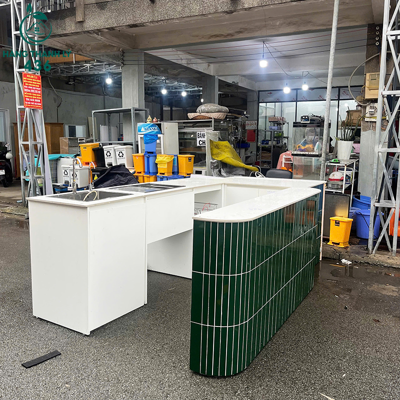 Quầy Bar Cũ Chữ U Hiện Đại 1M5X90CM Có Bồn Rửa Tiện Lợi quay-bar-cu-chu-u-hien-dai-1m5x90cm-co-bon-rua-tien-loi-3 Quầy Bar Cũ Chữ U Hiện Đại 1M5X90CM Có Bồn Rửa Tiện Lợi