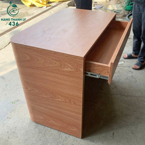 Quầy Lễ Tân Cũ 1MX60CM Bo Góc Tròn Sang Trọng 4 quay le tan cu bo goc tron sang trong 3