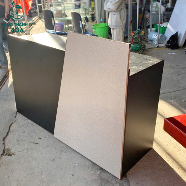 quay le tan cu go 1m4x48cm mau den kem hoc tu 2