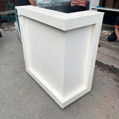 Quầy Lễ Tân Cũ Mini Màu Trắng Sáng Thanh Lịch Có Nhiều Hộc 6 quay le tan cu mini mau trang sang thanh lich co nhieu hoc 1