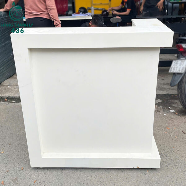 quay-le-tan-cu-mini-mau-trang-sang-thanh-lich-co-nhieu-hoc (5) quay le tan cu mini mau trang sang thanh lich co nhieu hoc 5