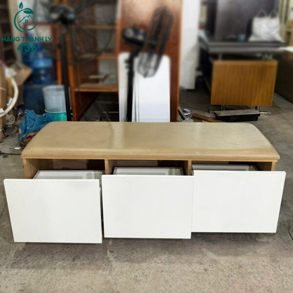 sofa-bang-cu-boc-da-co-3-hoc-keo-trang-vua-ngoi-vua-cat-do (1) sofa bang cu boc da co 3 hoc keo trang vua ngoi vua cat do 1