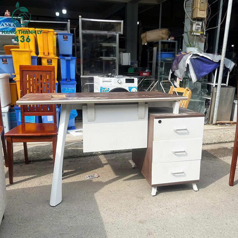 thanh-ly-ban-lam-viec-phoi-nau-trang-kem-tu-3-ngan-moi-90-1 Bàn Làm Việc Gỗ Cũ Kèm Tủ Phụ 3 Ngăn Gọn Gàng