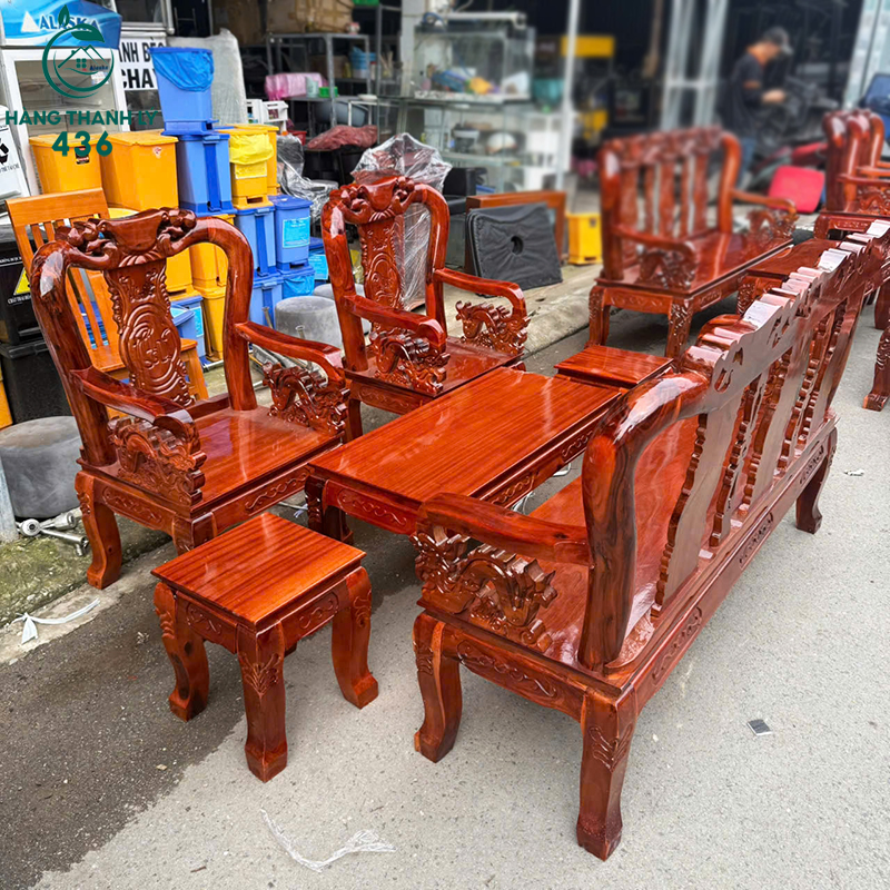 Thanh Lý Bộ Salon Gỗ Tay 8 Chạm Khắc Gỗ Xoan Đào Màu Đỏ Mới 99% thanh-ly-bo-salon-go-tay-8-cham-khac-dao-mau-do-moi-99-2 Thanh Lý Bộ Salon Gỗ Tay 8 Chạm Khắc Gỗ Xoan Đào Màu Đỏ Mới 99%