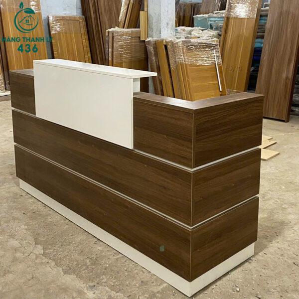 thanh ly quay le tan 2mx1m phoi mau nau trang moi 99 1