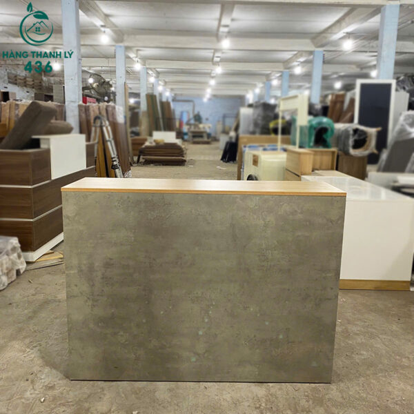 thanh ly quay thu ngan 1m3x1m co tu khoa moi 99 3