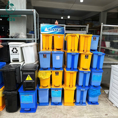 Thùng Đựng Rác Cũ Thiết Kế Chân Đạp Tiện Lợi (Nhiều Mẫu) 6 thung dung rac cu thiet ke chan dap tien loi nhieu mau 3
