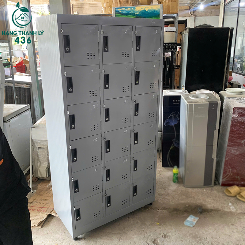 tu-locker-cu-bang-sat-18-hoc-tien-loi-mau-xam-2 Tủ Locker Cũ Bằng Sắt 18 Hộc Tiện Lợi Màu Xám