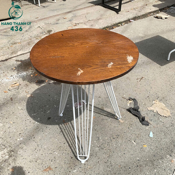 ban cafe tron cu mat go 60cm chan sat trang 3