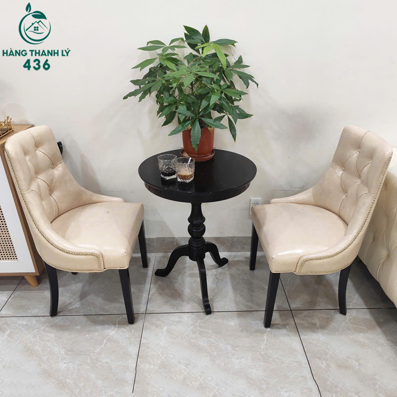 ban-ghe-sofa-cu-boc-da-mau-kem-kem-ban-2 Bàn Ghế Cafe Cũ Bọc Da Màu Kem