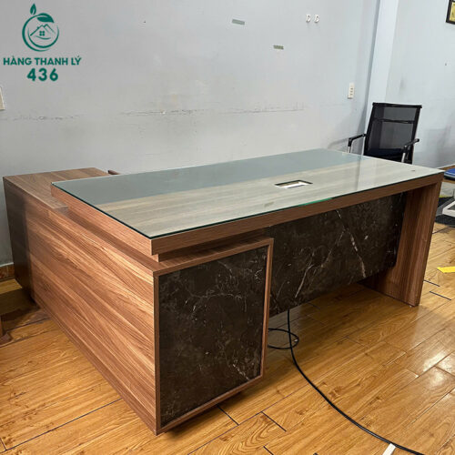 Bàn Giám Đốc Cũ 1M7X1M5 Mặt Kính Cường Lực Hiện Đại Sang Trọng 4 ban giam doc cu 1m7x1m5 mat kinh cuong luc hien dai sang trong 2