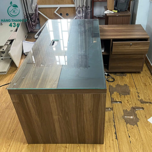 Bàn Giám Đốc Cũ 1M7X1M5 Mặt Kính Cường Lực Hiện Đại Sang Trọng 2 ban giam doc cu 1m7x1m5 mat kinh cuong luc hien dai sang trong 4