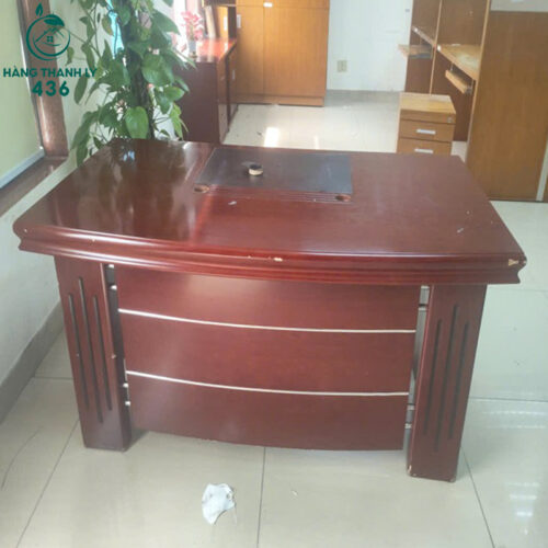 ban giam doc cu kieu mat cong co tam lot den tien loi 4