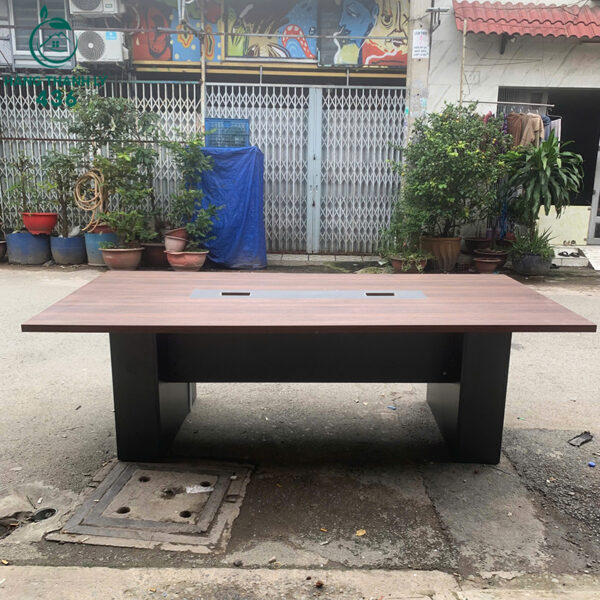 ban hop cu kich thuoc 2m4x1m2 phu hop nhieu nguoi ngoi 3