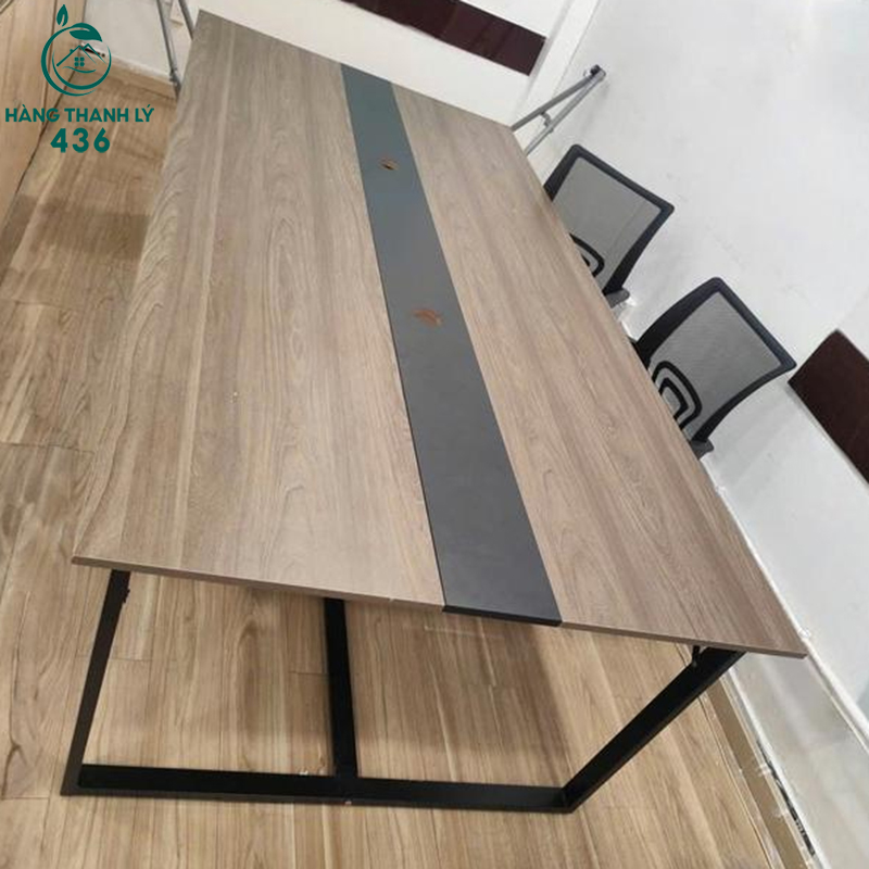 Bàn Họp Cũ 1M2X2M4X75CM Gỗ Màu Nâu Vân Đẹp ban-lam-viec-cu-1m2x2m4-go-mau-nau-van-dep-2 Bàn Họp Cũ 1M2X2M4X75CM Gỗ Màu Nâu Vân Đẹp