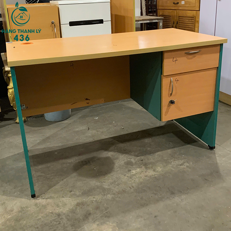Bàn Làm Việc Cũ 1M2X60CM Có Hộc Tủ Khóa An Toàn ban-lam-viec-cu-1m2x60cm-co-hoc-tu-khoa-an-toan-1 Bàn Làm Việc Cũ 1M2X60CM Có Hộc Tủ Khóa An Toàn