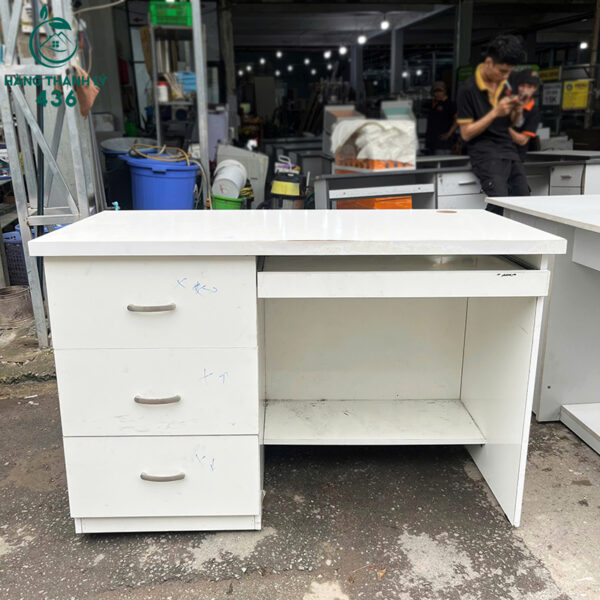 ban-lam-viec-cu-1m2x75cm-3-hoc-mau-trang (1) ban lam viec cu 1m2x75cm 3 hoc mau trang 1