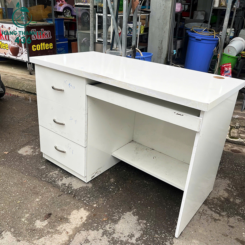 Bàn Làm Việc Cũ 1M2X75CM 3 Hộc Màu Trắng ban-lam-viec-cu-1m2x75cm-3-hoc-mau-trang-3 Bàn Làm Việc Cũ 1M2X75CM 3 Hộc Màu Trắng
