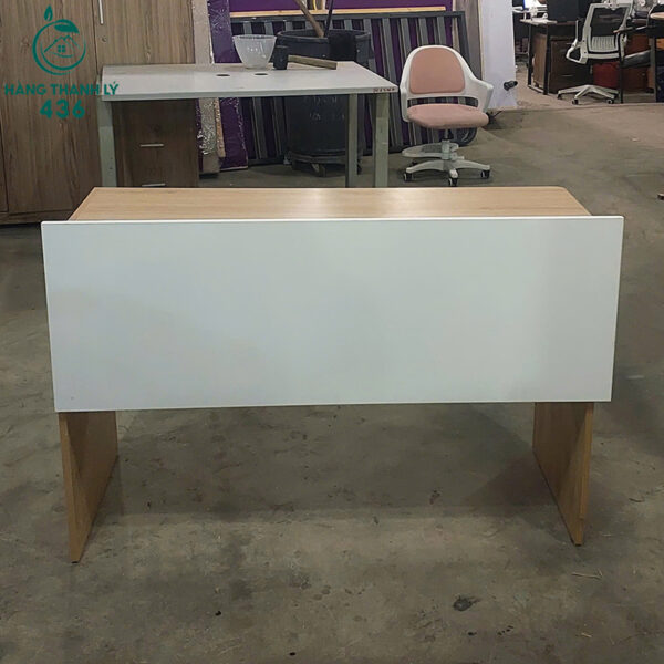 ban-lam-viec-cu-1m2x80cm-3-hoc-keo-rong-rai-mau-van-go (2) ban lam viec cu 1m2x80cm 3 hoc keo rong rai mau van go 2