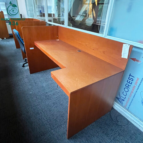 Bàn Làm Việc Cũ 1M75X1M6 Dạng Góc Có Vách Ngăn Cao 5 Bàn Làm Việc Cũ 1M75X1M6 Dạng Góc Có Vách Ngăn Cao
