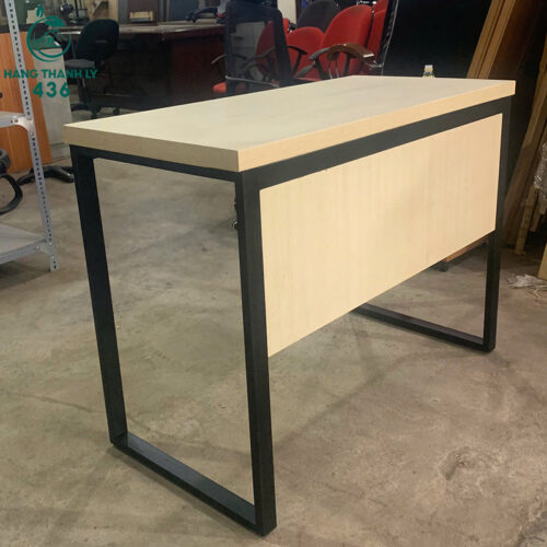 Bàn Làm Việc Cũ 1MX50CM Chân Sắt Mặt Gỗ Sáng Gọn Đẹp 3 ban lam viec cu 1mx50cm chan sat mat go sang gon dep 3