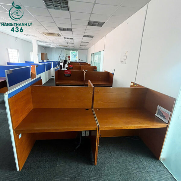 ban-lam-viec-cu-2m4x1m21-2-cho-ngoi-co-vach-rieng-tu (2) ban lam viec cu 2m4x1m21 2 cho ngoi co vach rieng tu 2