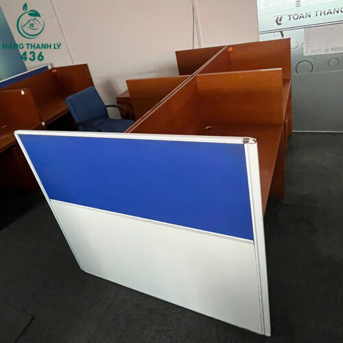Bàn Làm Việc Cũ 2M4X1M2 2 Chỗ Ngồi Có Vách Riêng Tư 2 ban lam viec cu 2m4x1m21 2 cho ngoi co vach rieng tu 5