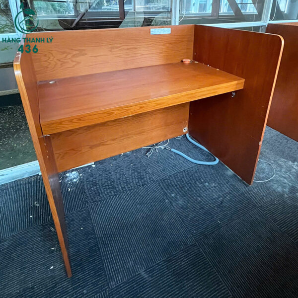 ban-lam-viec-vach-ngan-go-cu-1m25x1m-kieu-rieng-tu (3) ban lam viec vach ngan go cu 1m25x1m kieu rieng tu 3