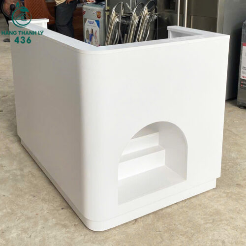 ban le tan cu mau trang don gian cho van phong nho gon 4