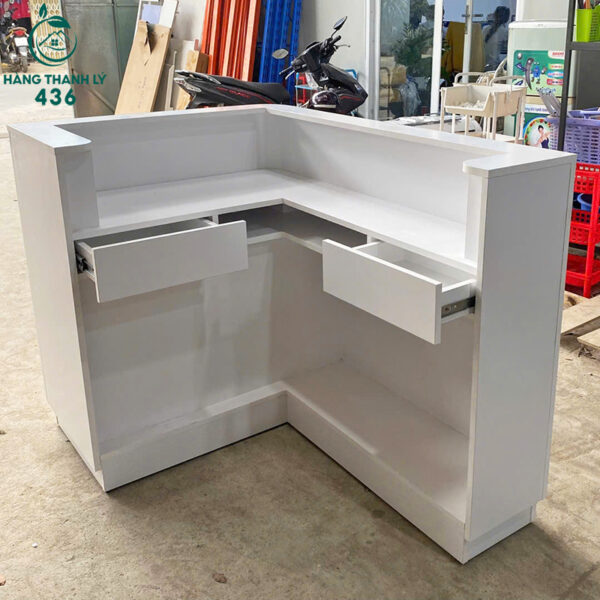 ban le tan cu mau trang don gian cho van phong nho gon 8