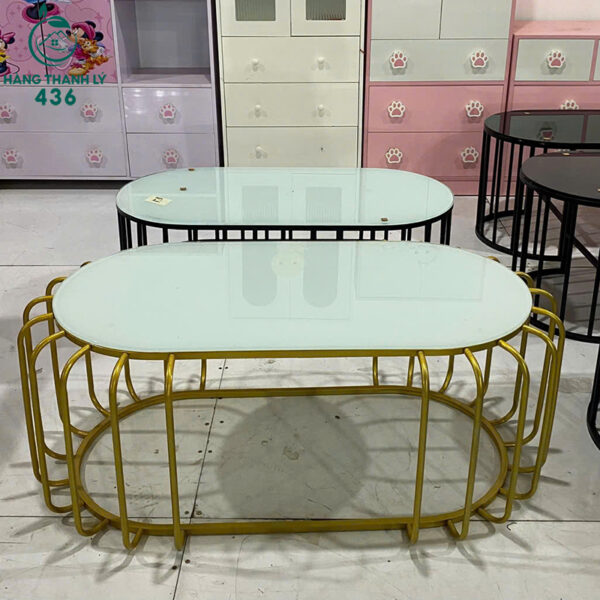 ban-sofa-khung-sat-mat-kinh-cu-hinh-oval (1) Bàn Sofa Khung Sắt Mặt Kính Cũ Hình Oval