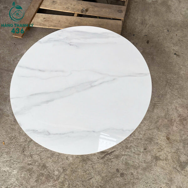 ban sofa tron cu mat gia da trang sang trong 2