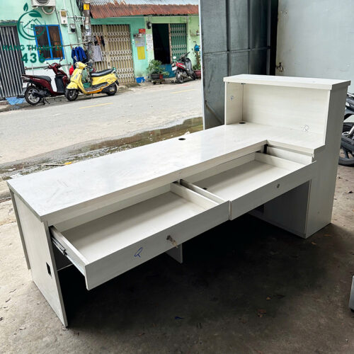 Bàn Thu Ngân Cũ 2M2X1M2 Màu Trắng Thiết Kế Góc Chữ L