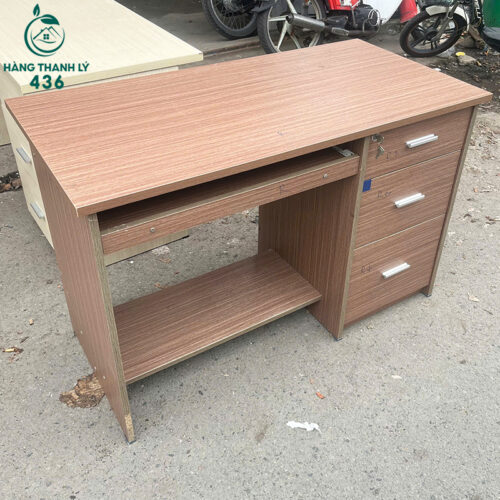 Bàn Văn Phòng Cũ 1M2X75CM Màu Nâu Mới 90% 2 ban van phong cu 1m2x75cm mau do nau moi 90 1