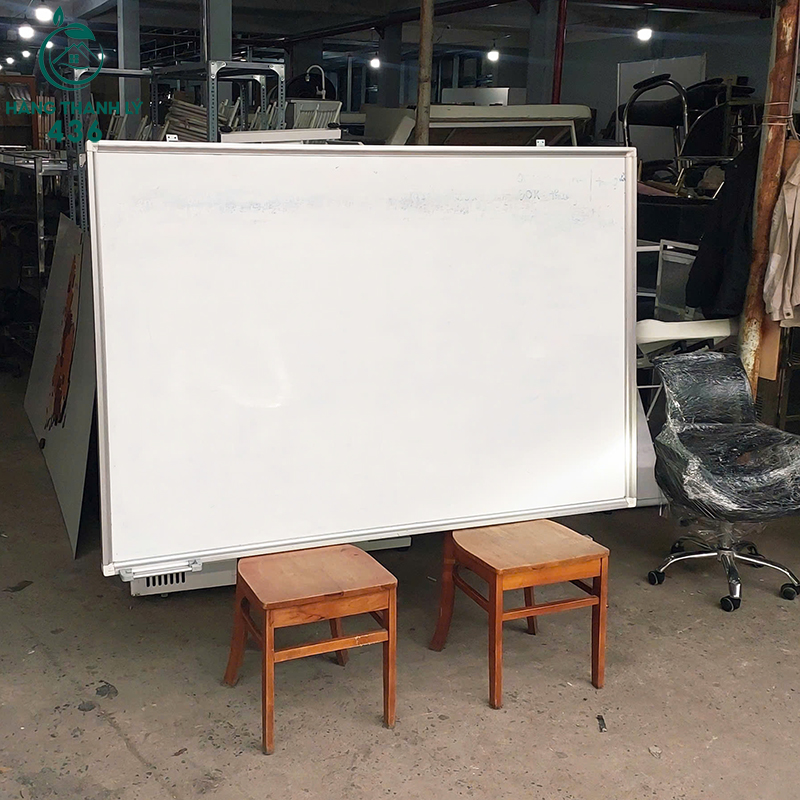 bang-trang-cu-1m7x1m2-trang-sang-de-lau-chui-1 Bảng Trắng Cũ 1M7X1M2 Trắng Sáng Dễ Lau Chùi