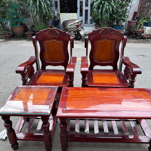 Bộ Ghế Gỗ Cũ 1M7X60CM Chạm Hoa Văn Tinh Xảo Mặt Bóng Đẹp