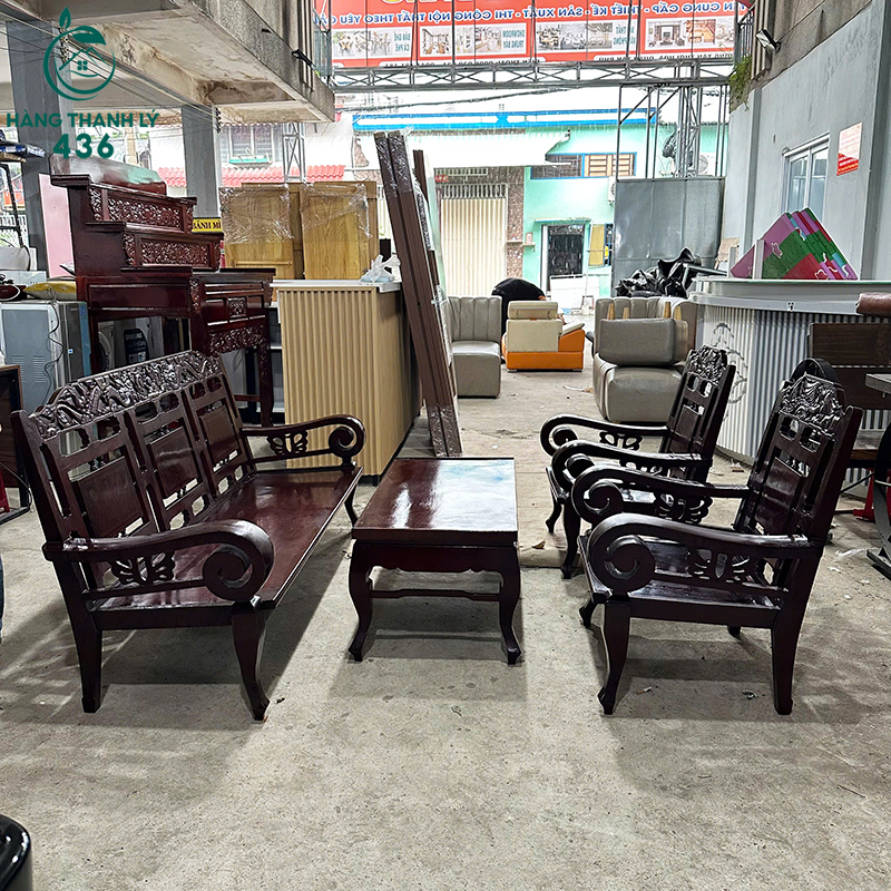 bo-salon-go-cu-1m75-mau-nau-dam-cham-khac-sang-trong-4 Bộ Salon Gỗ Cũ 1M75 Màu Nâu Đậm Chạm Khắc Sang Trọng