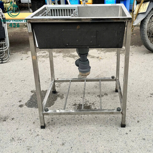 bon rua chen cu 1 hoc inox chan dung co san voi nuoc 4